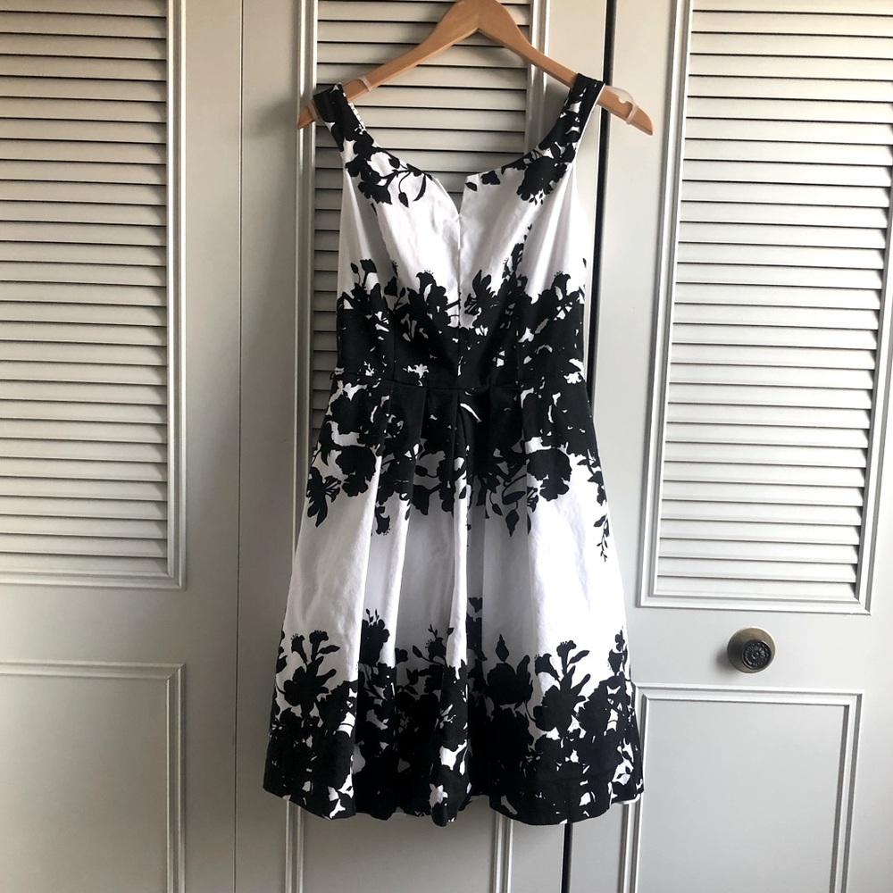 White House Black Market Black Floral Pleated